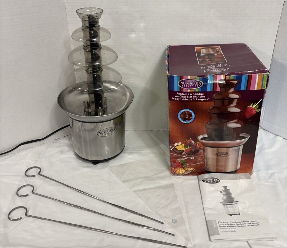 Nostalgia Electrics CFF986 3 Tier Chocolate Fondue Fountain Tested Working